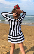 Load image into Gallery viewer, Princesse Pirate Dress